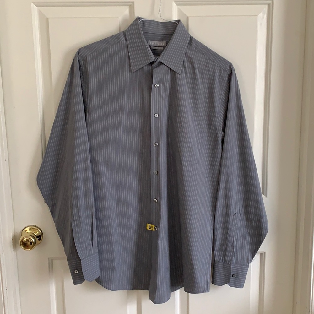 Van Heusen Men’s Long Sleeved Button Down Shirt